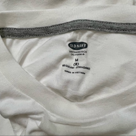 2 Old Navy white long sleeve shirt - Picture 3 of 4